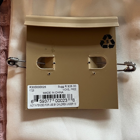 Rachel Roy NWT Safety Pin Earrings - Picture 2 of 2